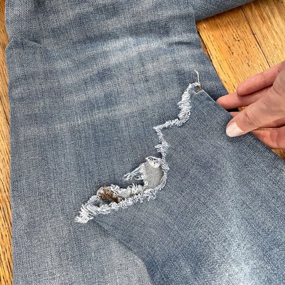 Indigo Rein women's blue jeans ripped design button down cotton women size 3 - Image 5