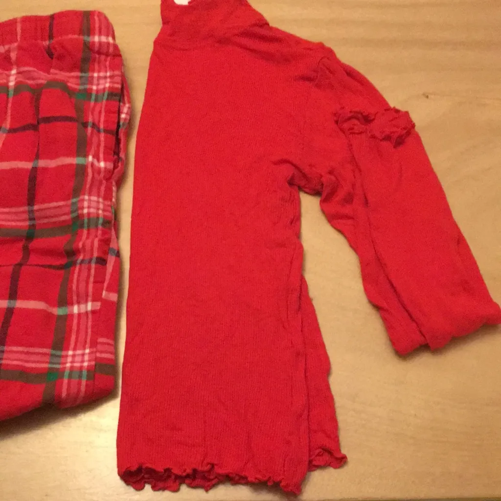 Womens 2Pc plaid pj top & pants set Red Size Small/Medium - Image 4