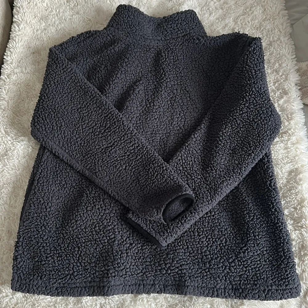 PINK Victoria’s Secret Sherpa - Image 4