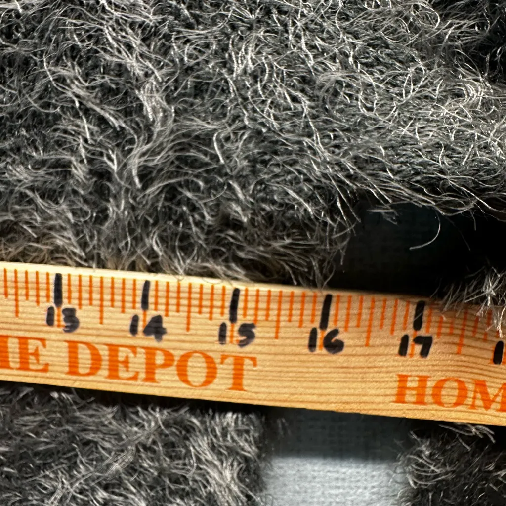 Abercrombie & Fitch Sweater Small Crop Silver Green Fuzzy Crew Fall Trend - Image 5