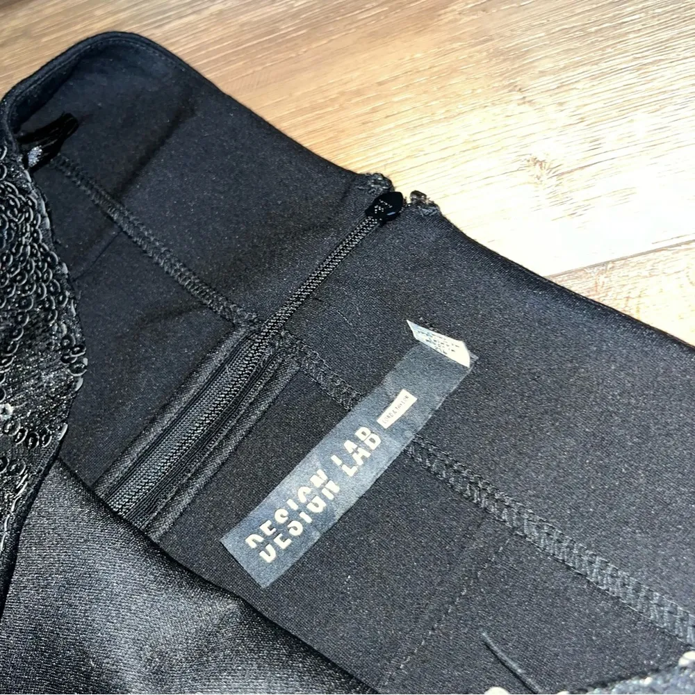 Design Lab NWT sequin mini skirt black - Image 4