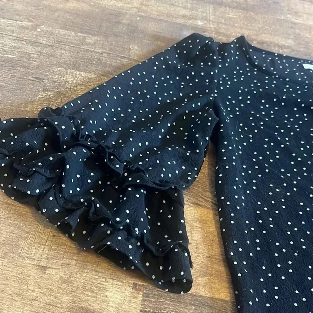 Max studio black and white polkadot ball sleeve top - Image 3