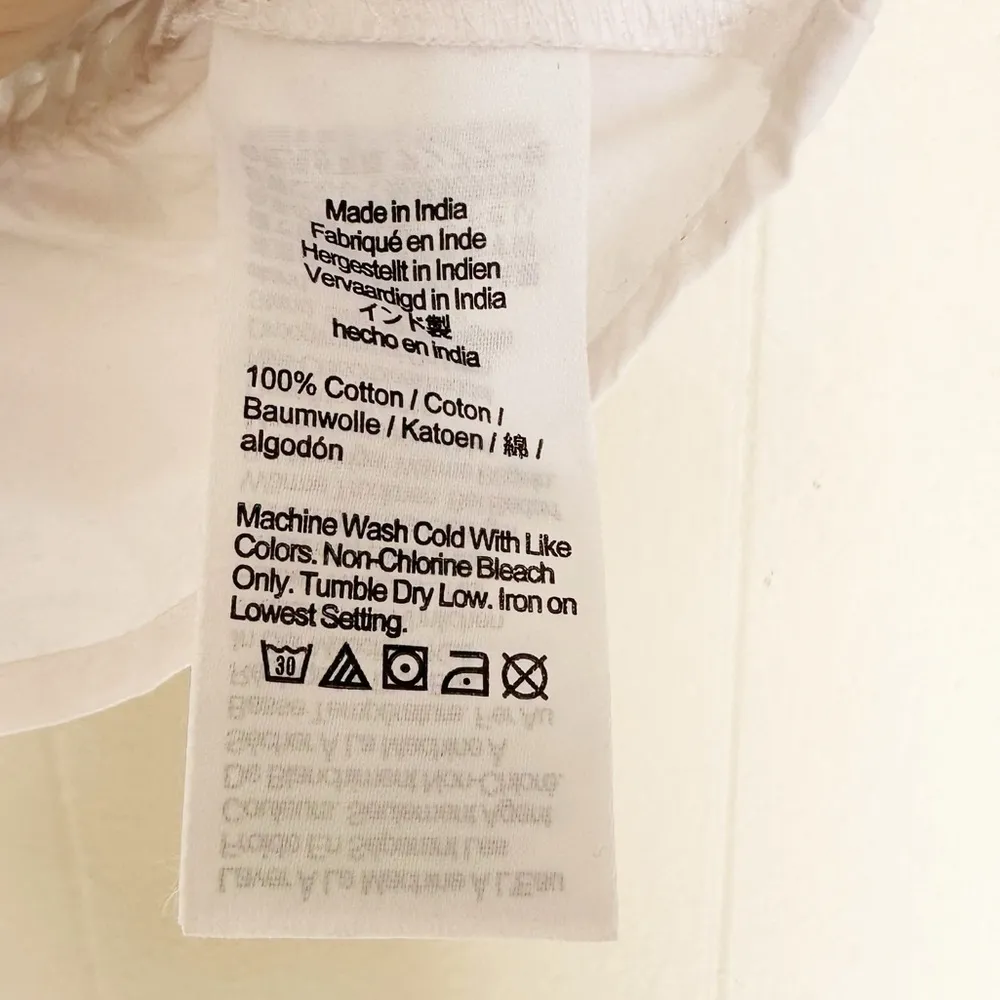 NWT  Smocked Button-Front Top in Poplin Medium - Image 7