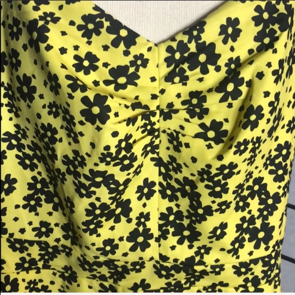 City Chic Sunshine Floral Dres - Image 5