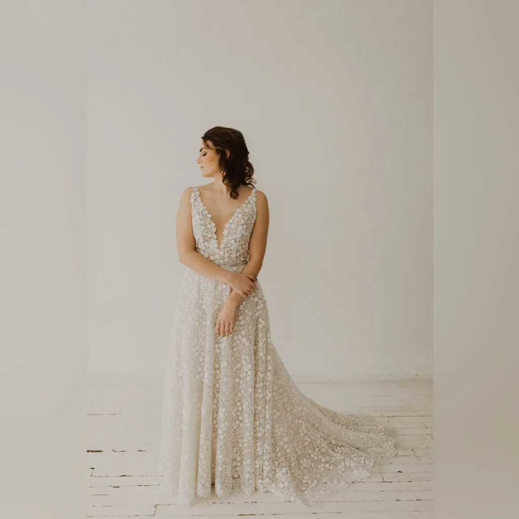 Casablanca Wedding Dress Liliana White Size 10 - Image 4