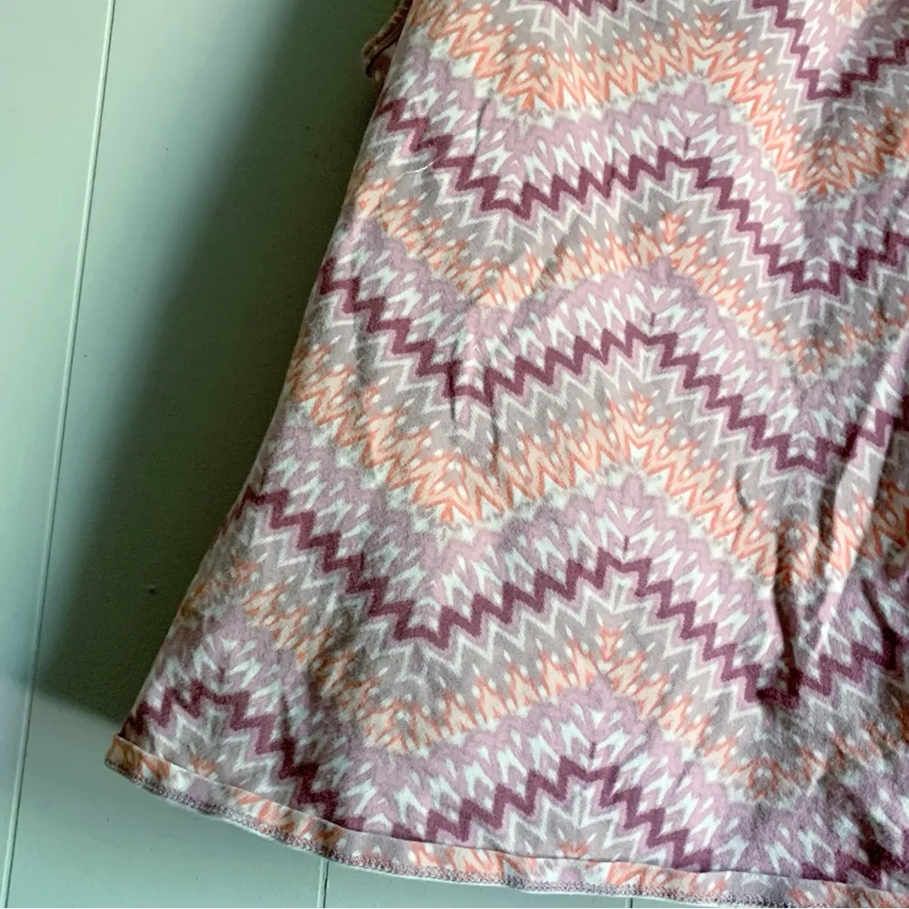 MAURICES Printed Racerback Tank w Built in Bra XXL - Image 3