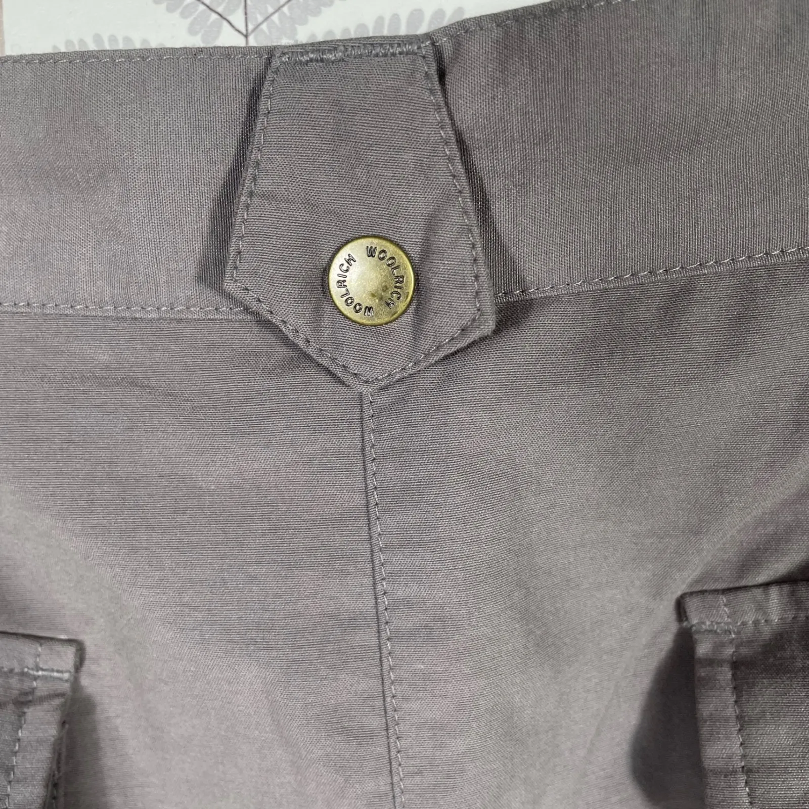 Woolrich Women's Outdoor Utility Skirt‎ Size 12 Gray Cargo Pockets Hiking Trail - Image 6