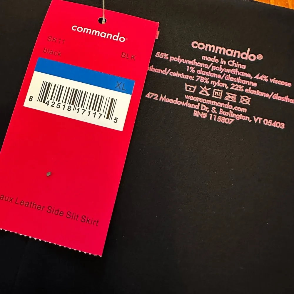 Commando Faux leather side slit skirt sz XL - Image 6