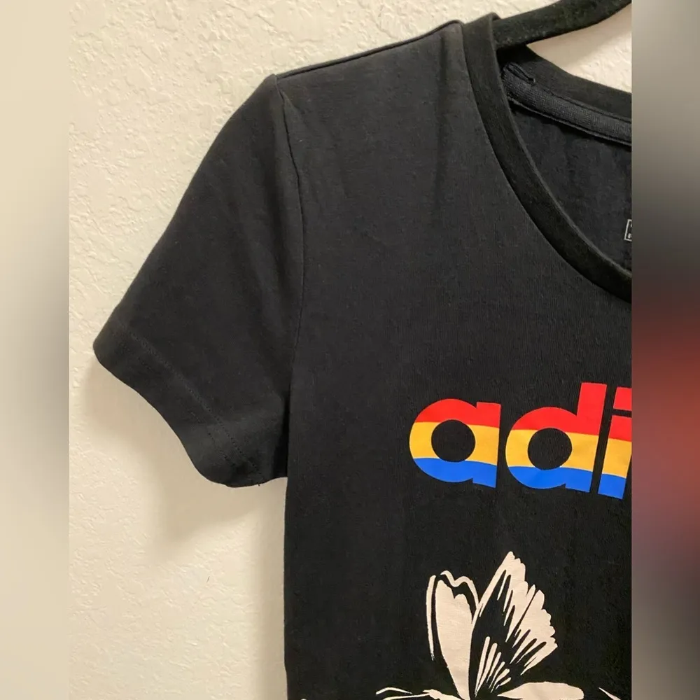 Adidas X Farm Rio Butterfly Rainbow Graphic T-Shirt Size Small - Image 6