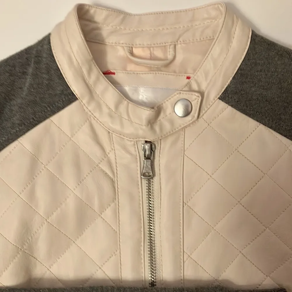 Xhilaration  quilted bomber jacket - Image 3