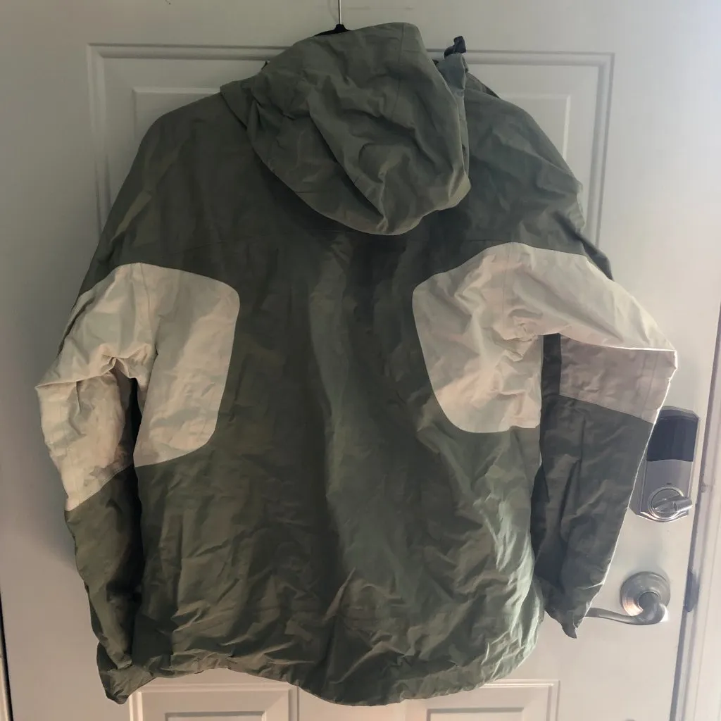 Women's North Face Waterproof Shell‎ - Image 2