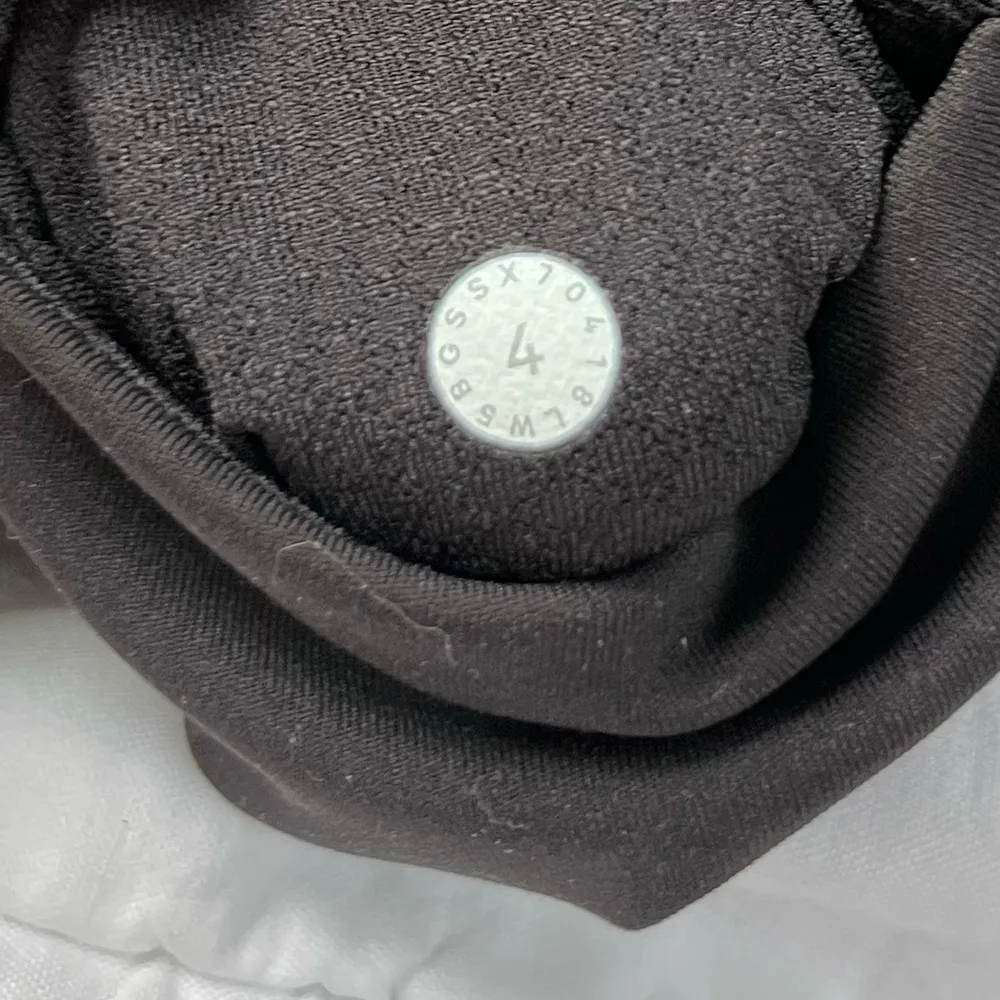 Lululemon Mesh-Lined Legging, Black, Size 4 - Image 6