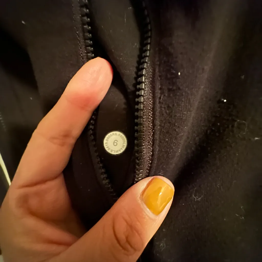 Lululemon Define Jacket size 6 - Image 7