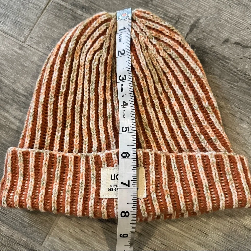 Urban Outfitters UO Plated Ribbed Beanie Burnt Orange Soft and Comfy - Image 5