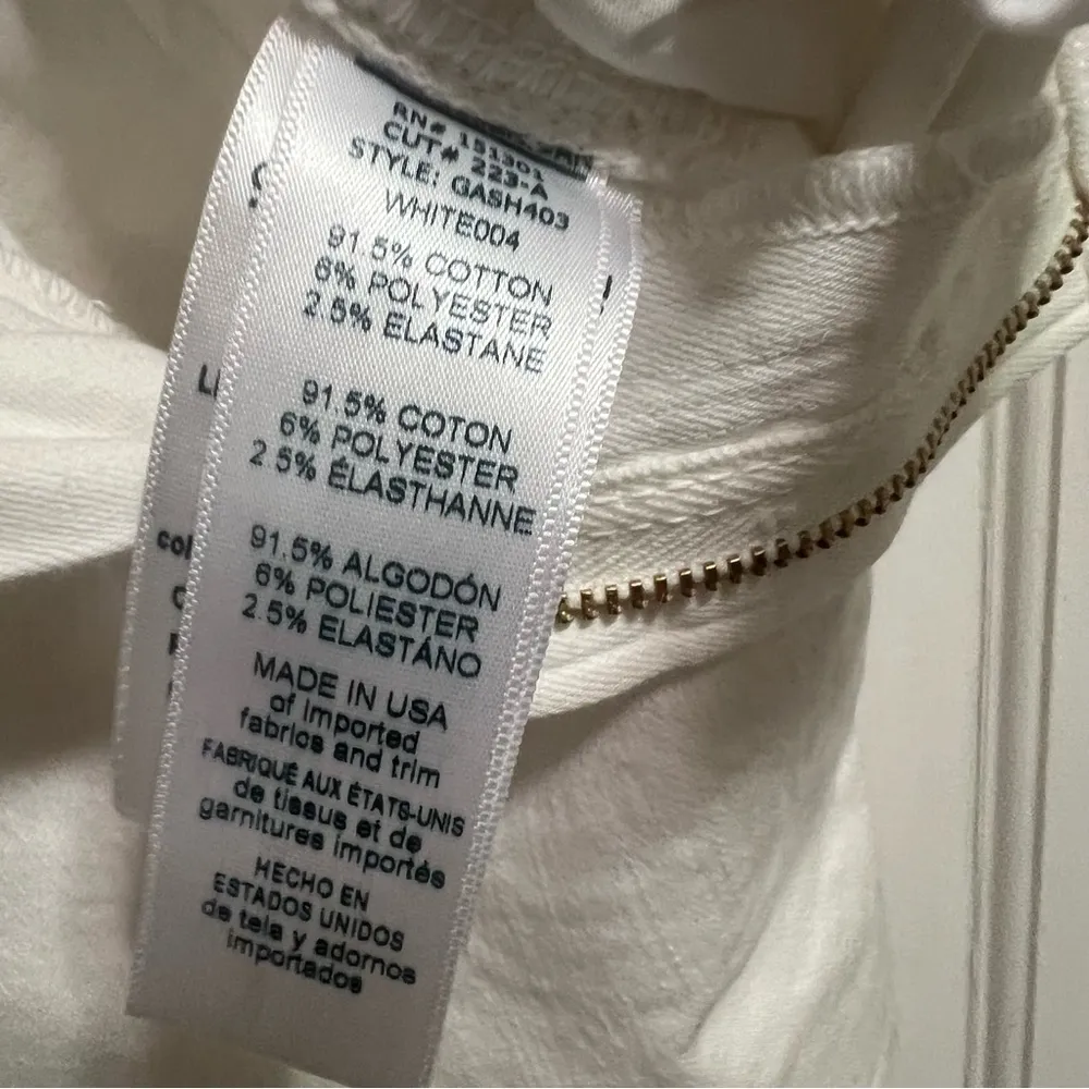 NWT GOOD AMERICAN Cut Off Shorts Gash403 White - Image 8