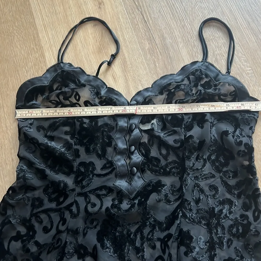 Vintage Gold Label Victoria's Secret Black High Cut Romper SZ Medium - Image 10