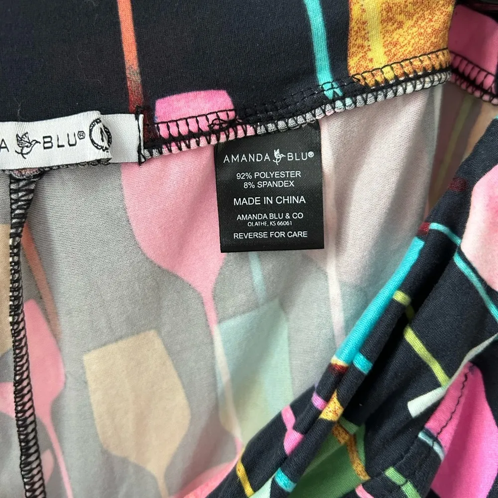 Amanda Blu wine glass shorts size M Size M - Image 8