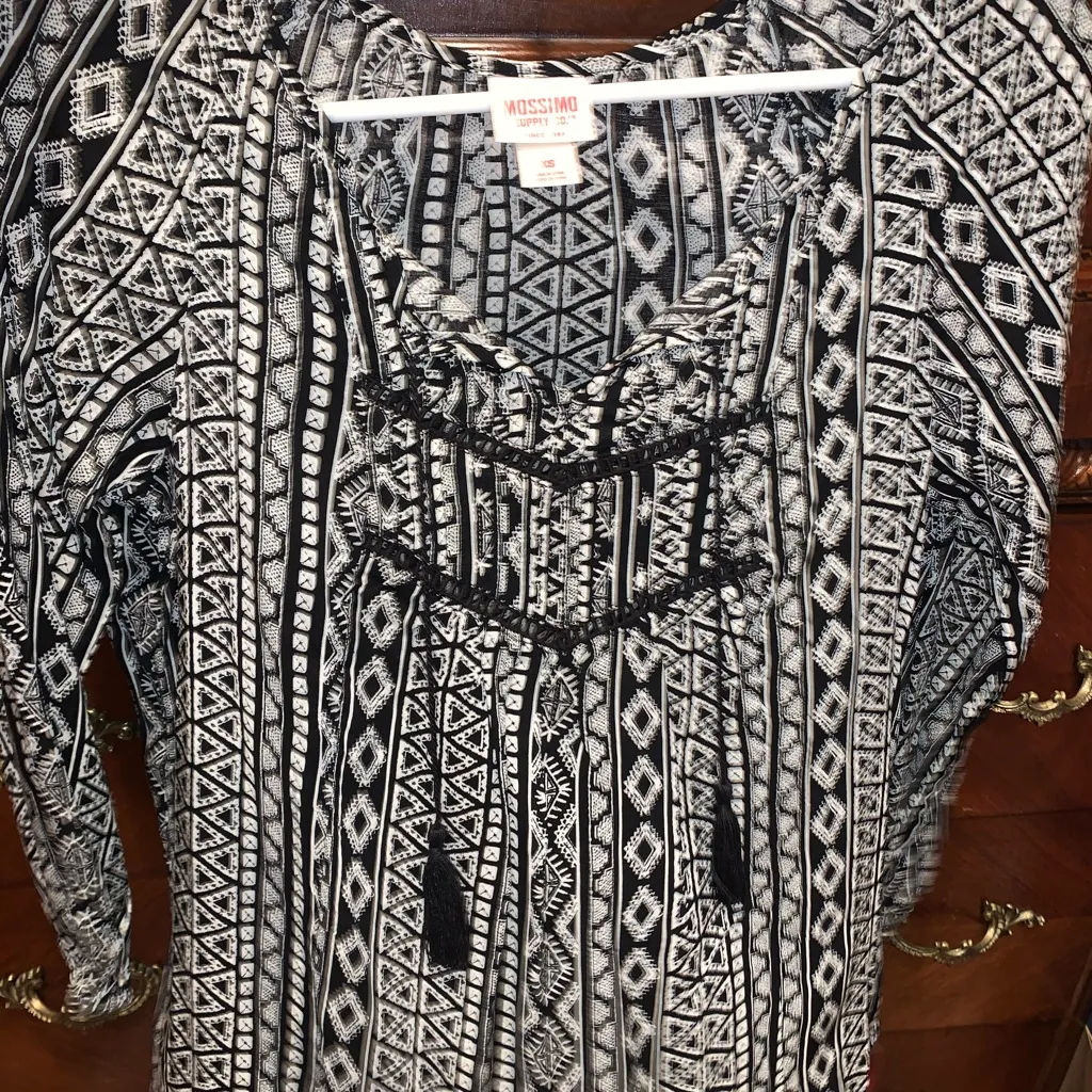 Mossimo Supply Co. Geometric Black and White Blouse Size XS - Image 5