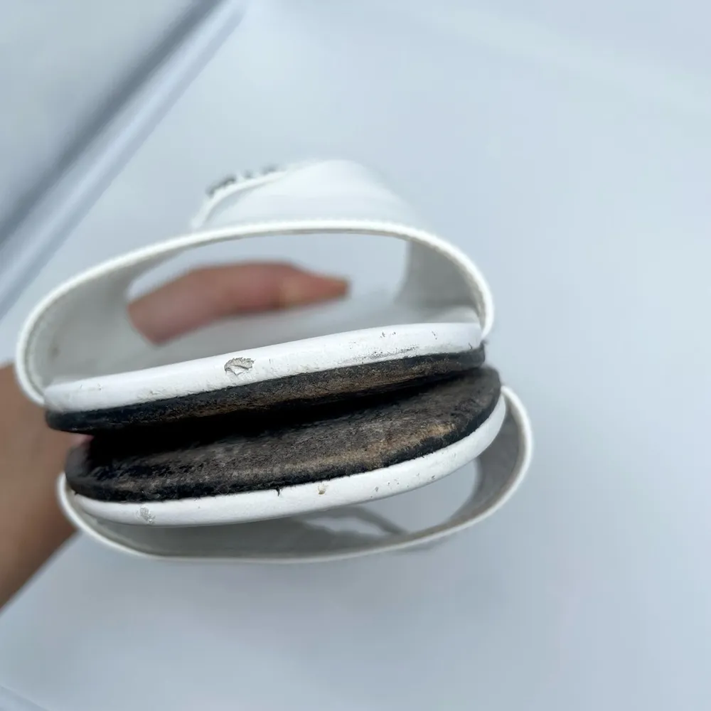 Prada White patent leather logo slide sandals EU 38.5 - Image 8