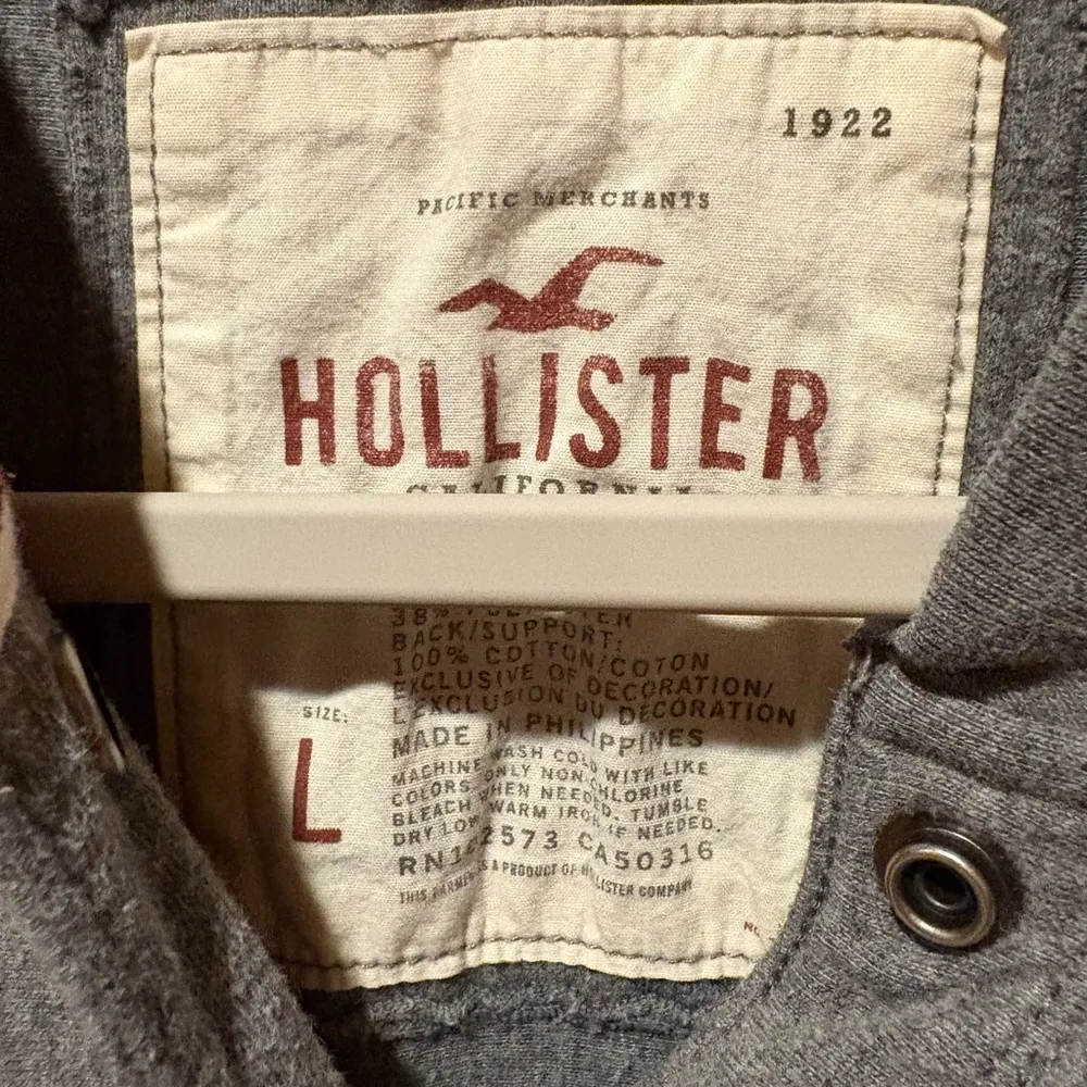 Hollister women’s grey snap front jacket  size L - Image 3