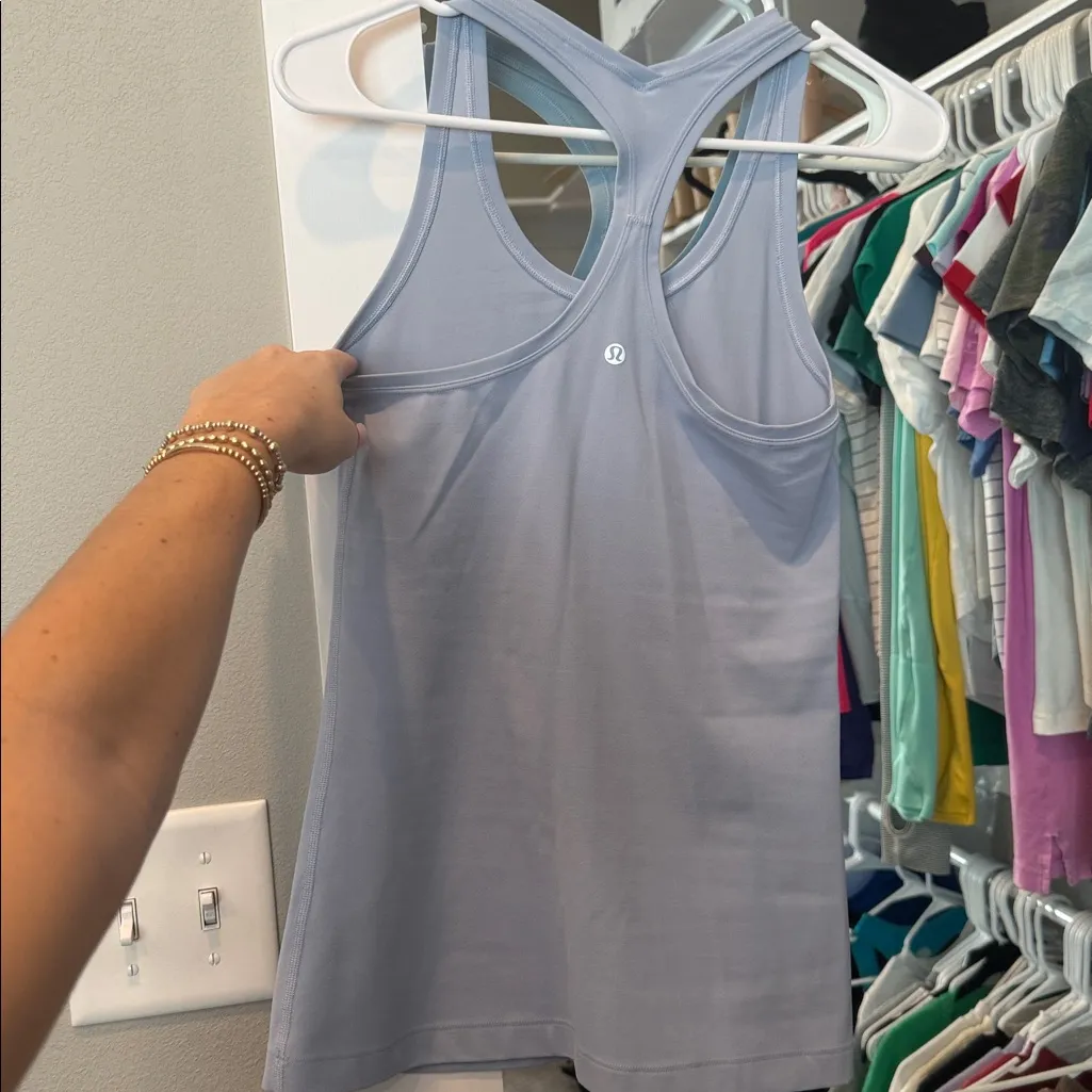Lululemon Light Blue Racerback Tank Top in Size 4 - Image 4