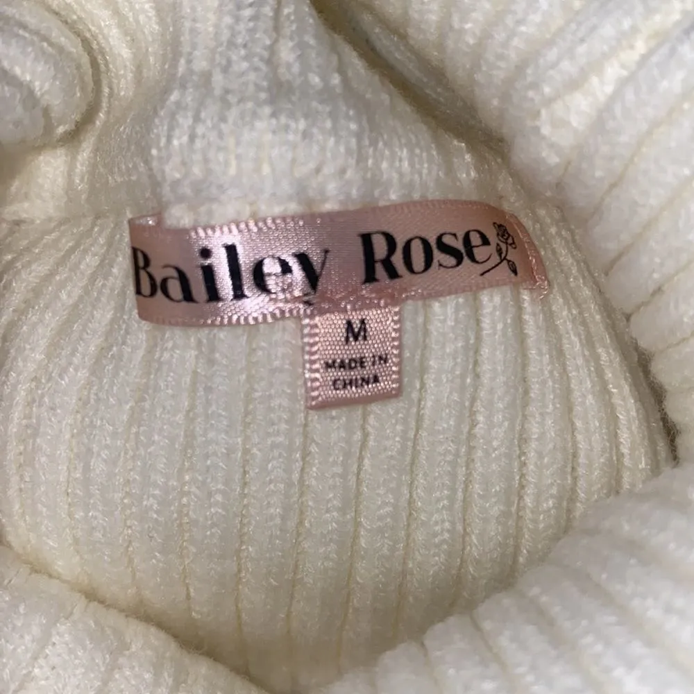 ✨ HP✨Maine Cropped Turtleneck Sweater✨ White Size M - Image 4