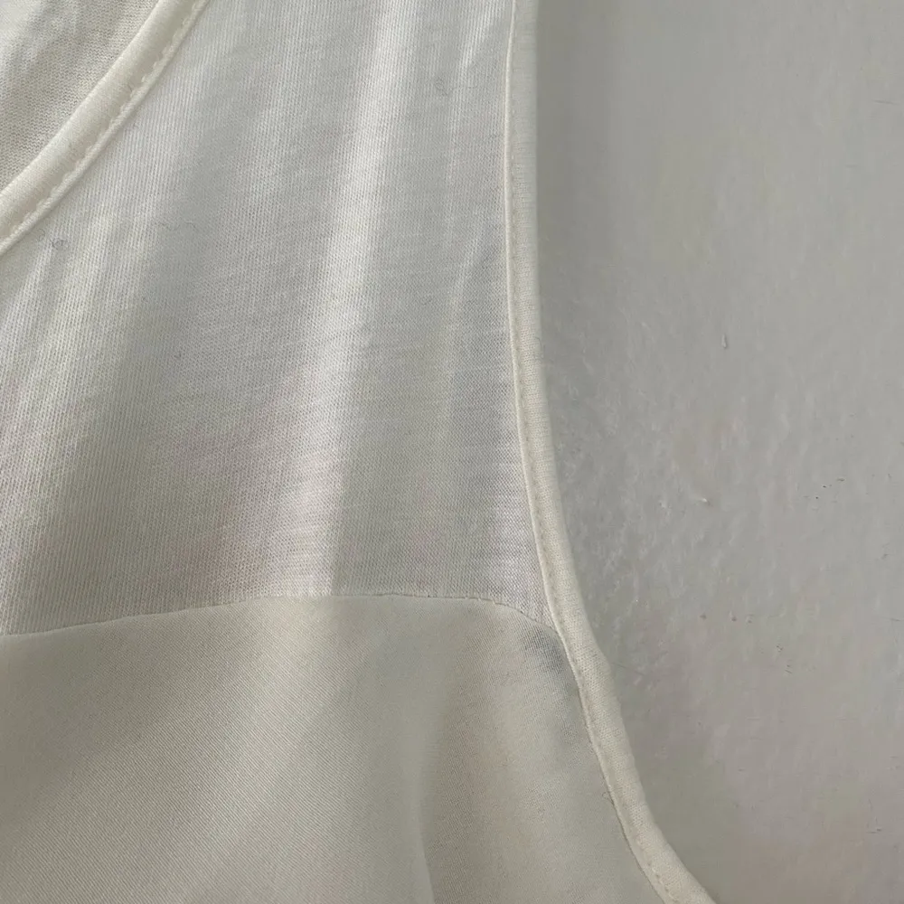 Loft Outlet Cream Tank Top Shell Women’s Size Large Sheer Tiered Overlay - Image 7