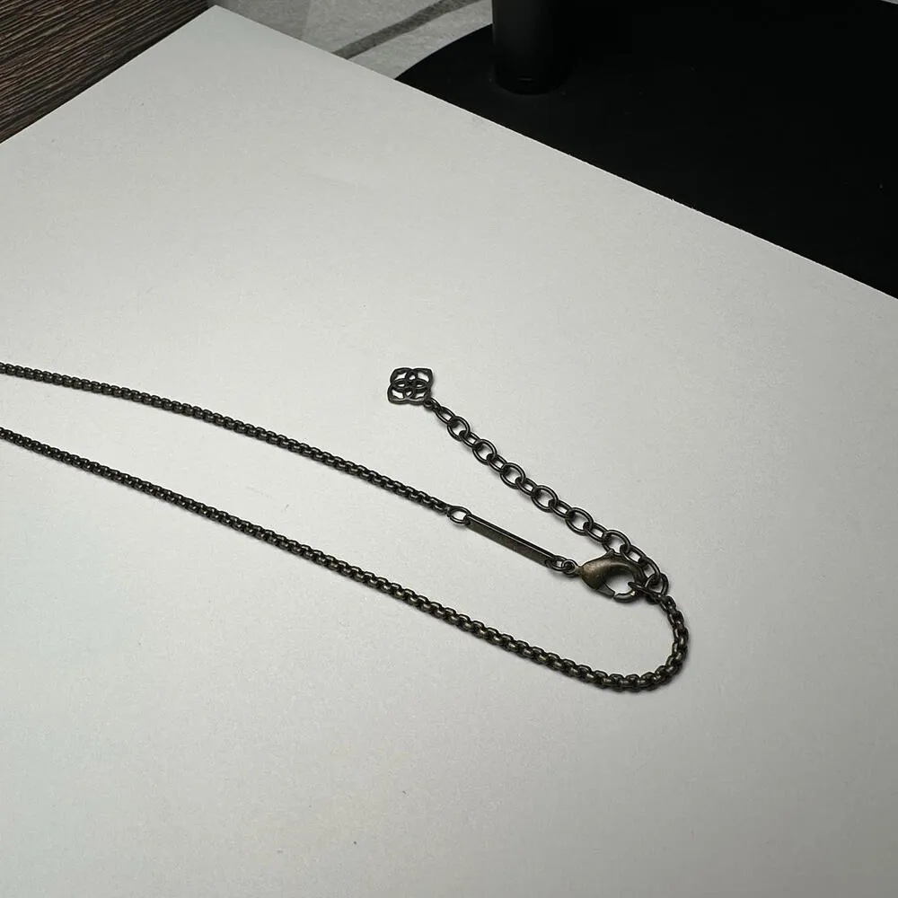 Kendra Scott Kimmy Arrowhead Necklace White Banded Agate Antiqued Gold Tone - Image 7