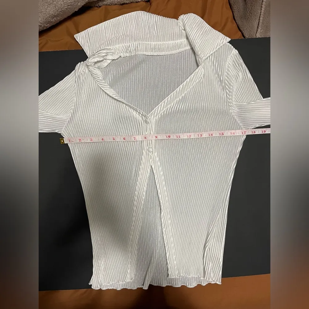 LYANER White Collar Long Sleeve Ribbed Cover Up 3 Button Blouse Women’s M NWOT Size M - Image 5