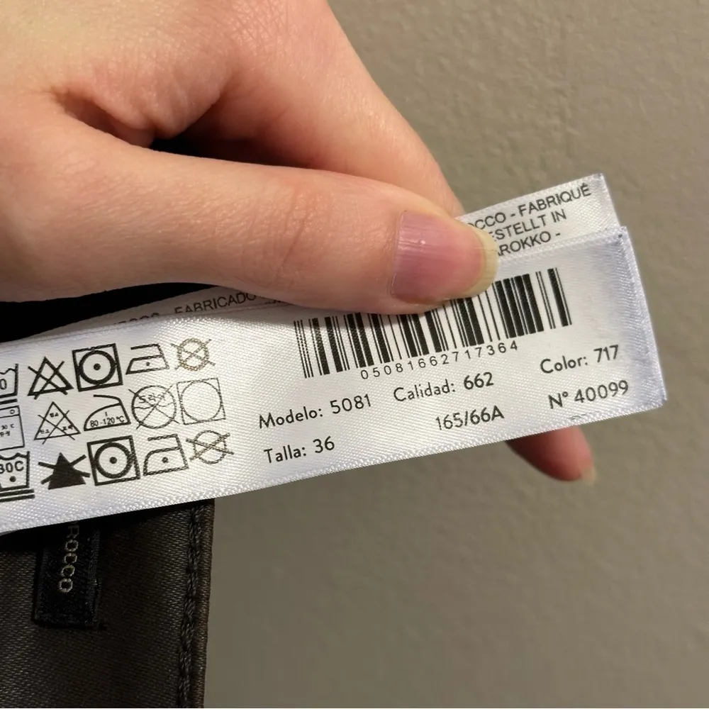 Massimo Dutti women’s high waist straight leg waxed pants size 4 - Image 14