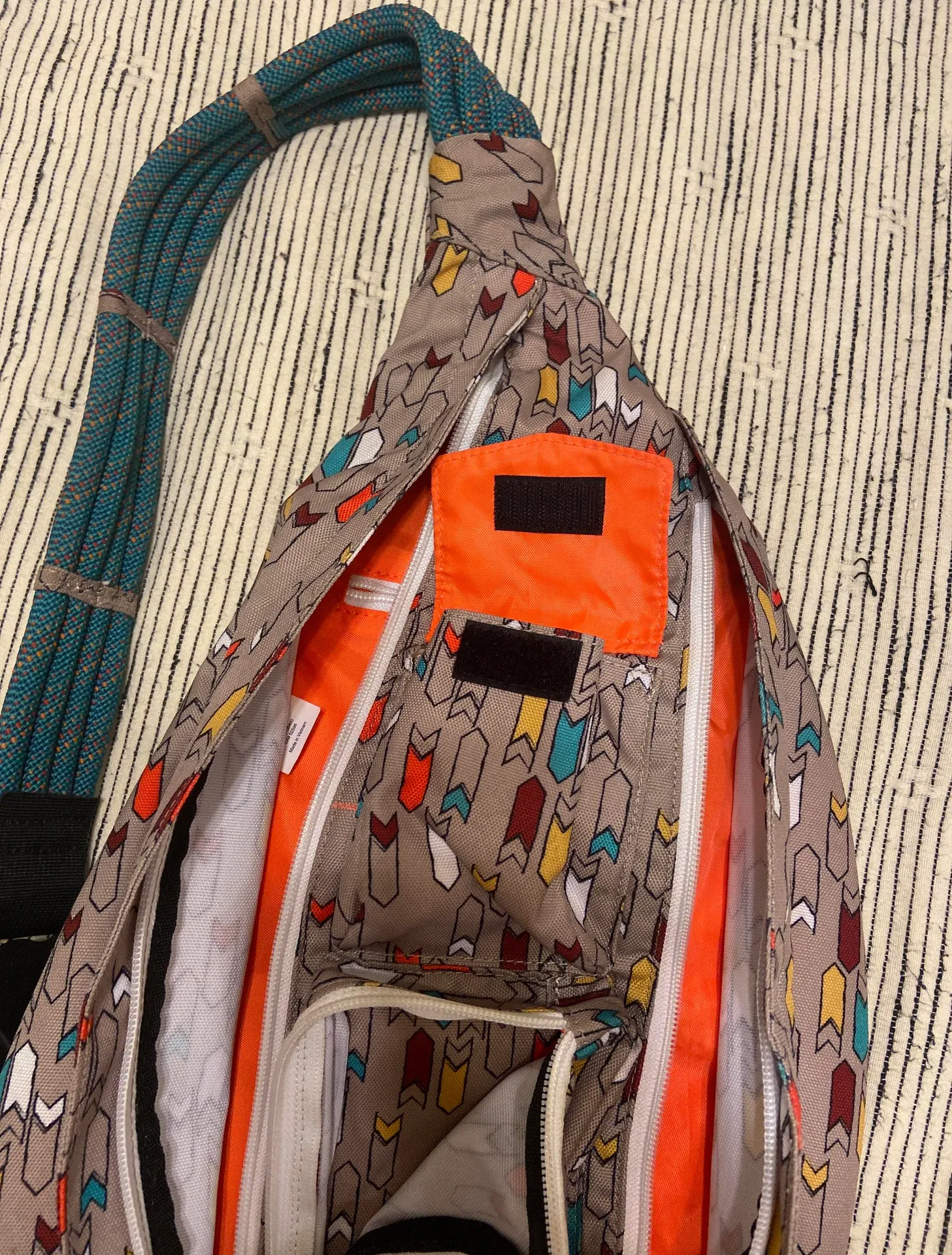 KAVU Bag Arrow Print Boho - Image 6