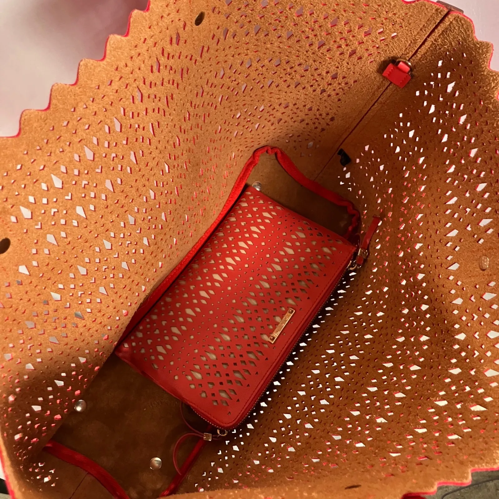 Stella & Dot Red Laser Cut Perforated Tote Bag With Matching Pouch - Image 10