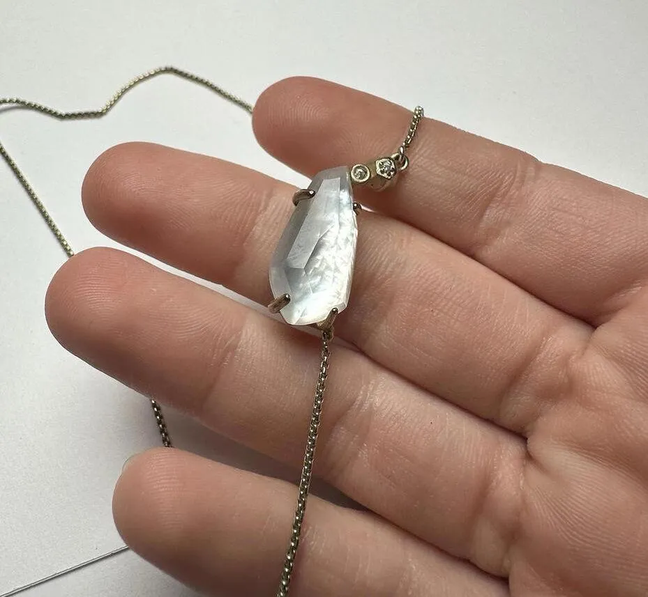 Kendra Scott Pearly Glass & Rhinestone Gold Tone Necklace Adjustable Length - Image 4