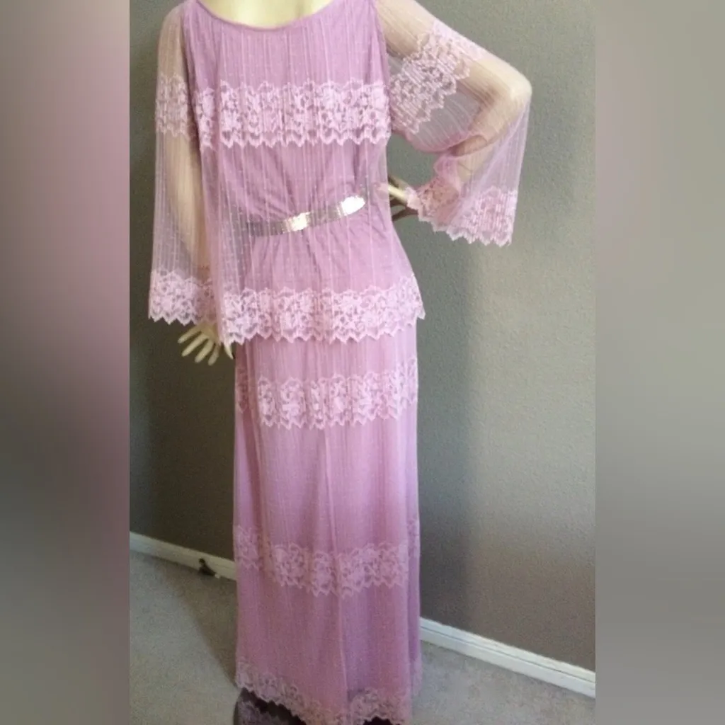 VINTAGE 70s Elegant Pink lavender Sheer Lace Maxi Dress,Size 12,made in U.S.A. - Image 4