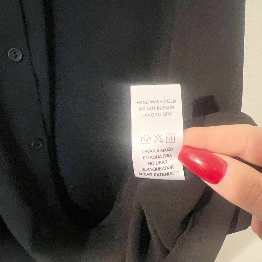 Windsor black semi sheer gathered front new button down sleeveless blouse - Image 7