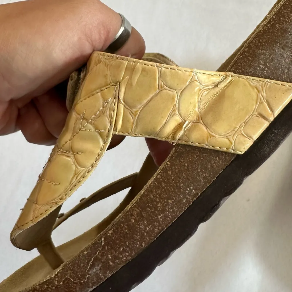 Birkenstock • Betula Bombay Leaf Golden Beige Thong Women’s Size 11 - Image 7