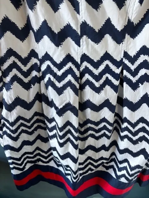 Nine West 18W Navy White Chevron Dress Red Trim Sleeveless Pockets Pleated Bold - Image 2