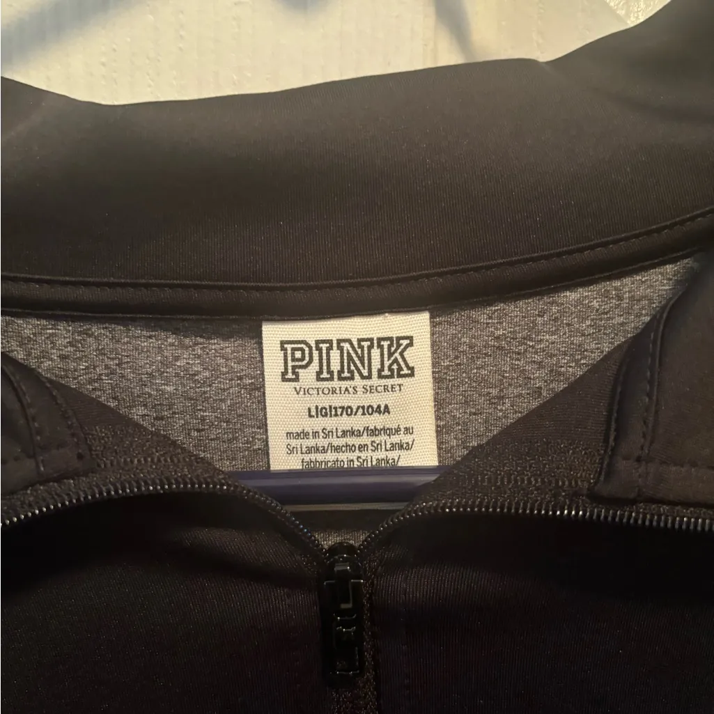 PINK Victoria's Secret Black and Gray Long Sleeve Shirt - Image 2