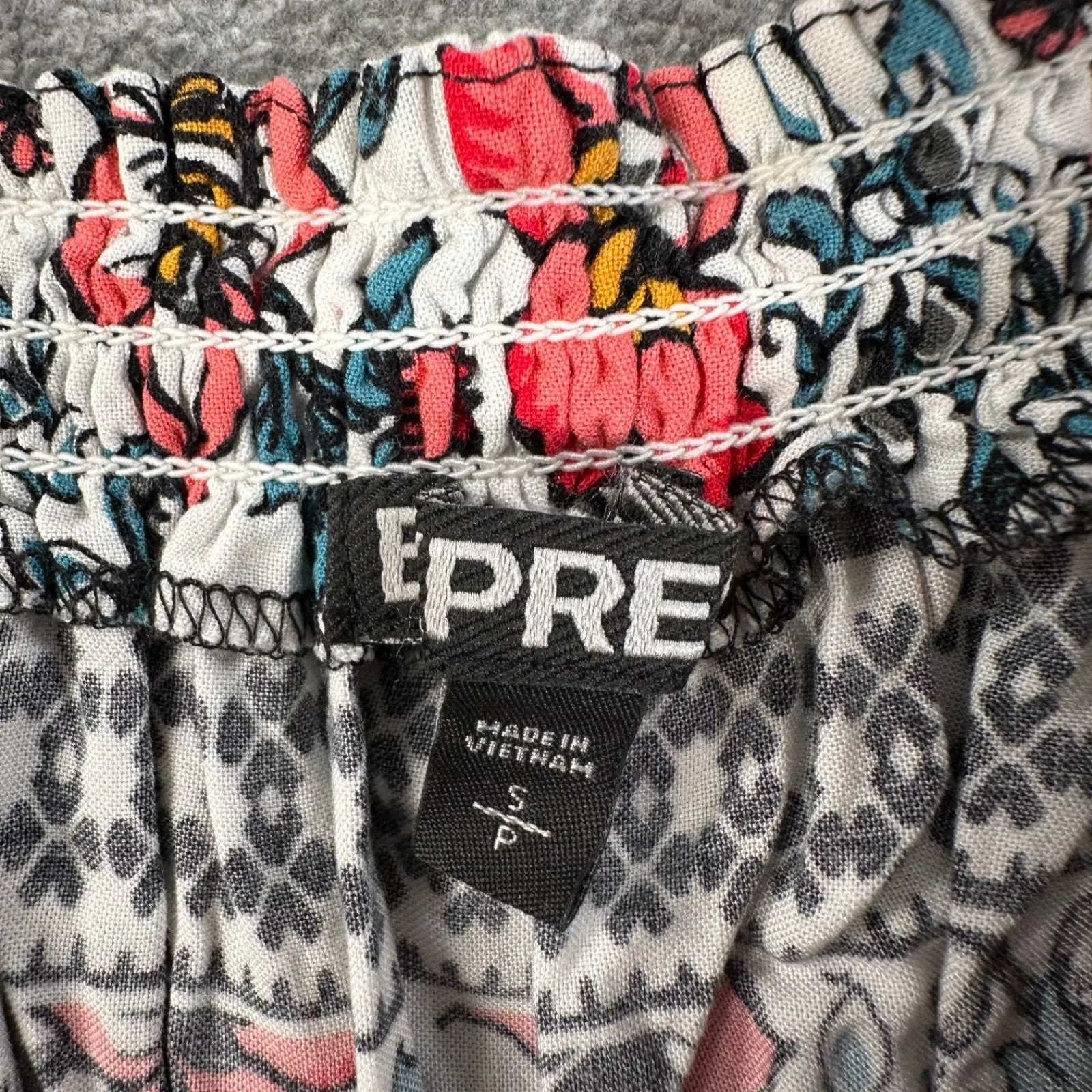 Express Off Shoulder Romper Shorts Women's Small Floral Tie Waist Wide Leg Blue - Image 4