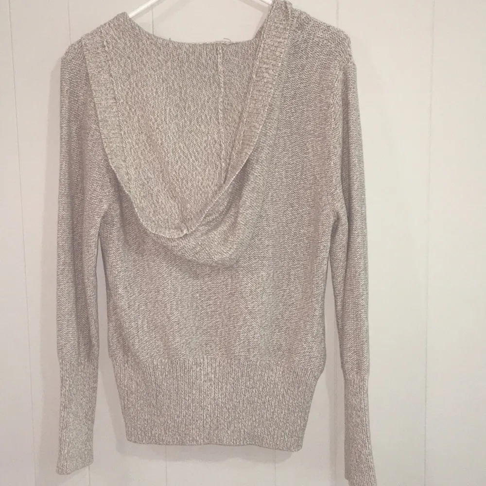 Cabela’s Zip Front Hooded Sweater Size M - Image 4