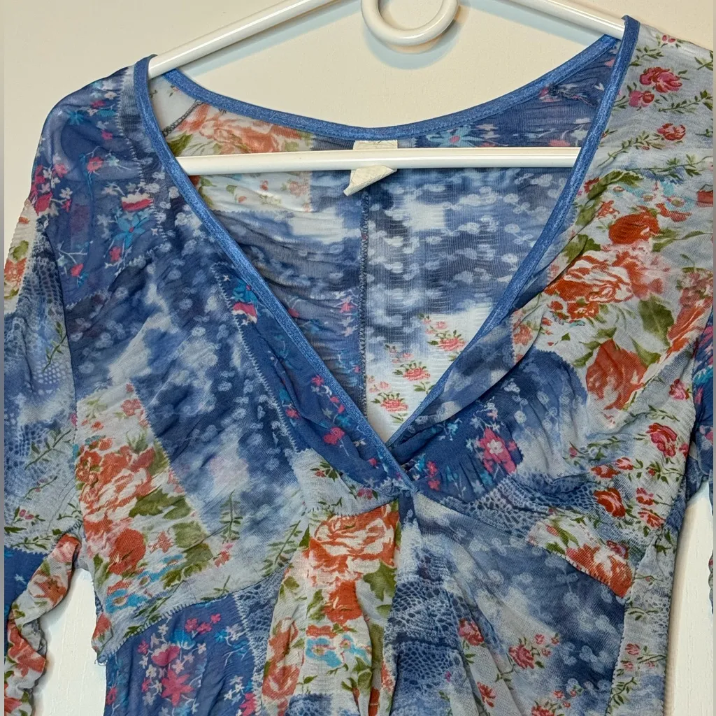 Vintage 90’s Floral  mesh ruched long-sleeve Bohemian Blouse
Size L - Image 4