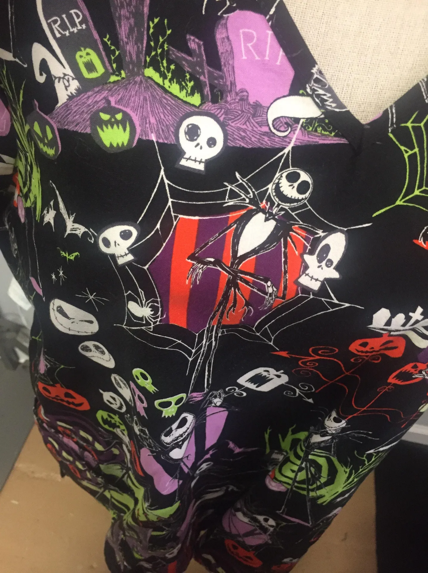 Nightmare Before Christmas Scrub Top Size Large Black - Image 3