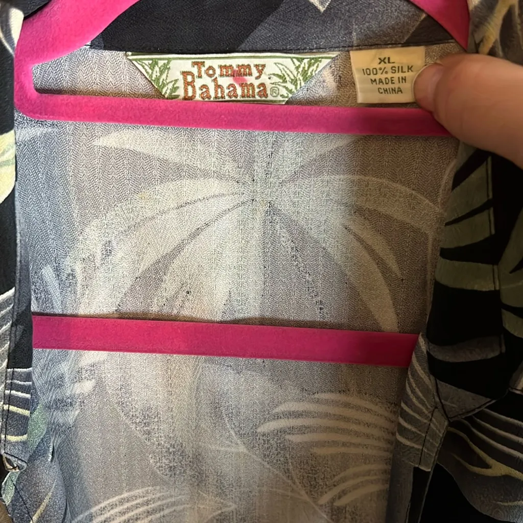 Tommy Bahama Silk Collar Sleeveless Hawaiian Flower Wrap Shirt Floral Summer - Image 4