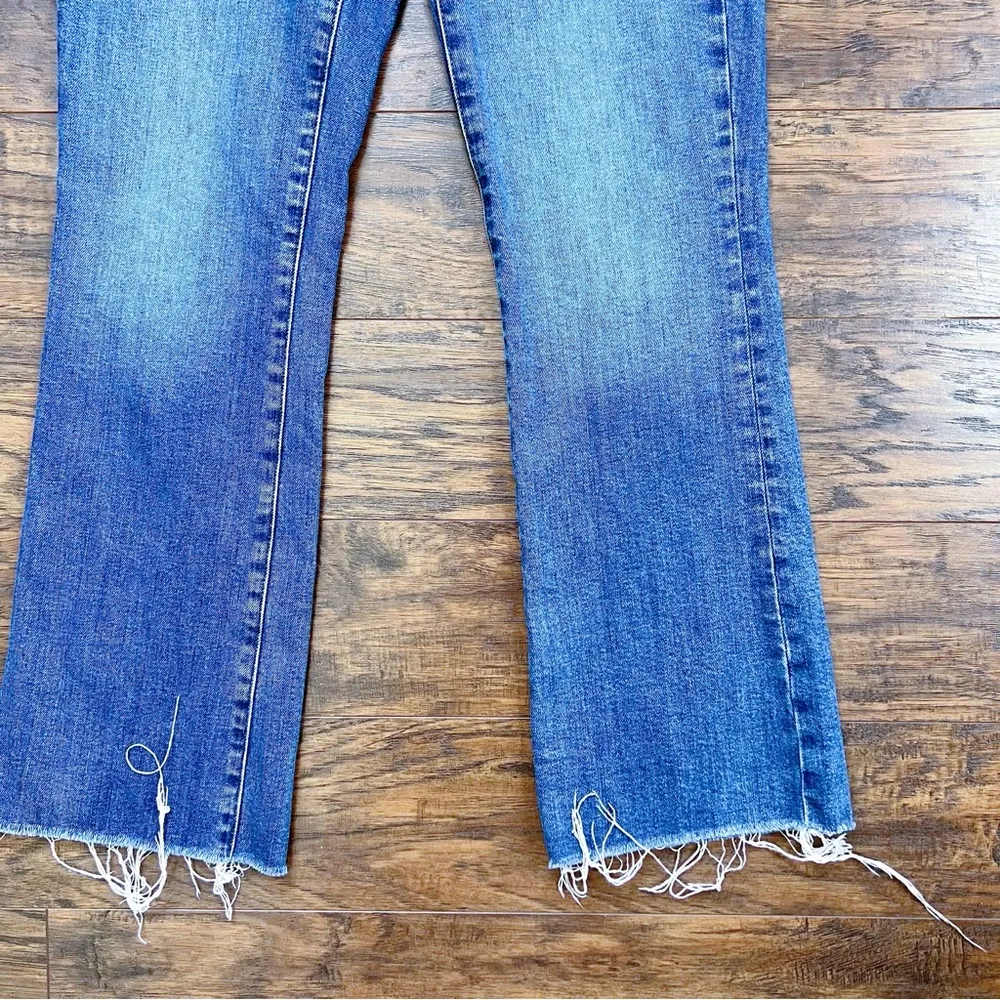 Madewell • FLAWED Kick Out Crop Jeans in Brinton Wash: Raw Hem Edition flare - Image 9