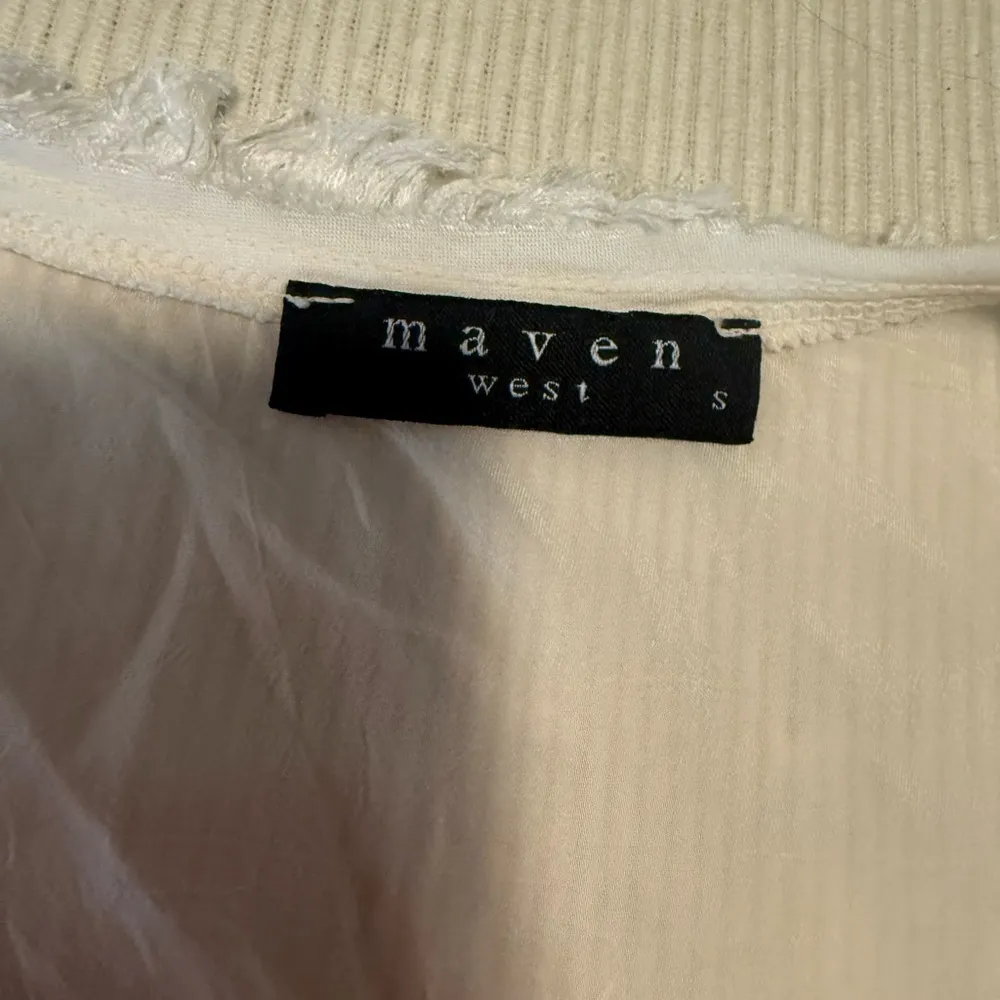 Maven West  Cream Ruffled Flutter Sleeve Blouse - Image 5