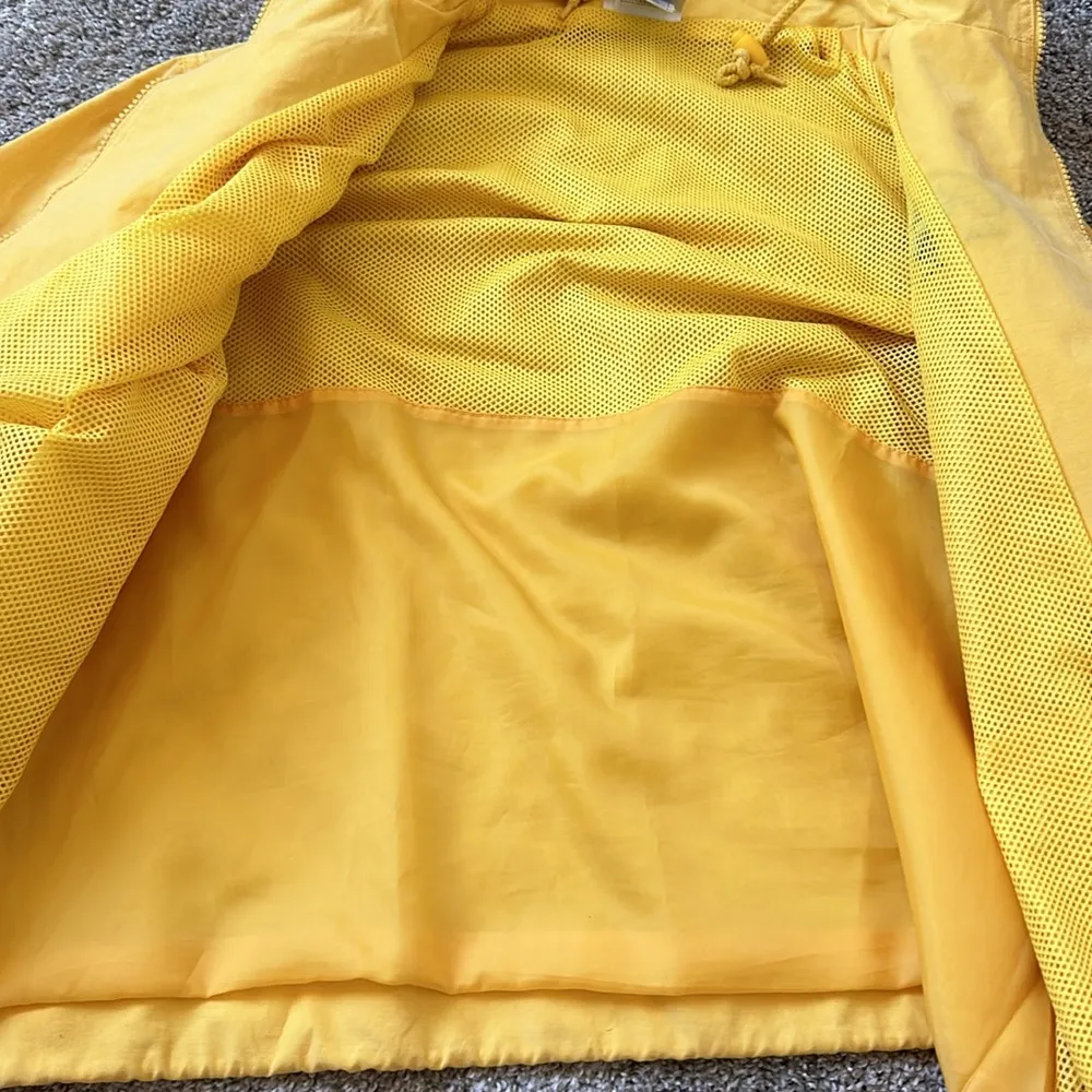 World Mickey Yellow Windbreaker Jacket Nylon Cotton Blend size S - Image 8