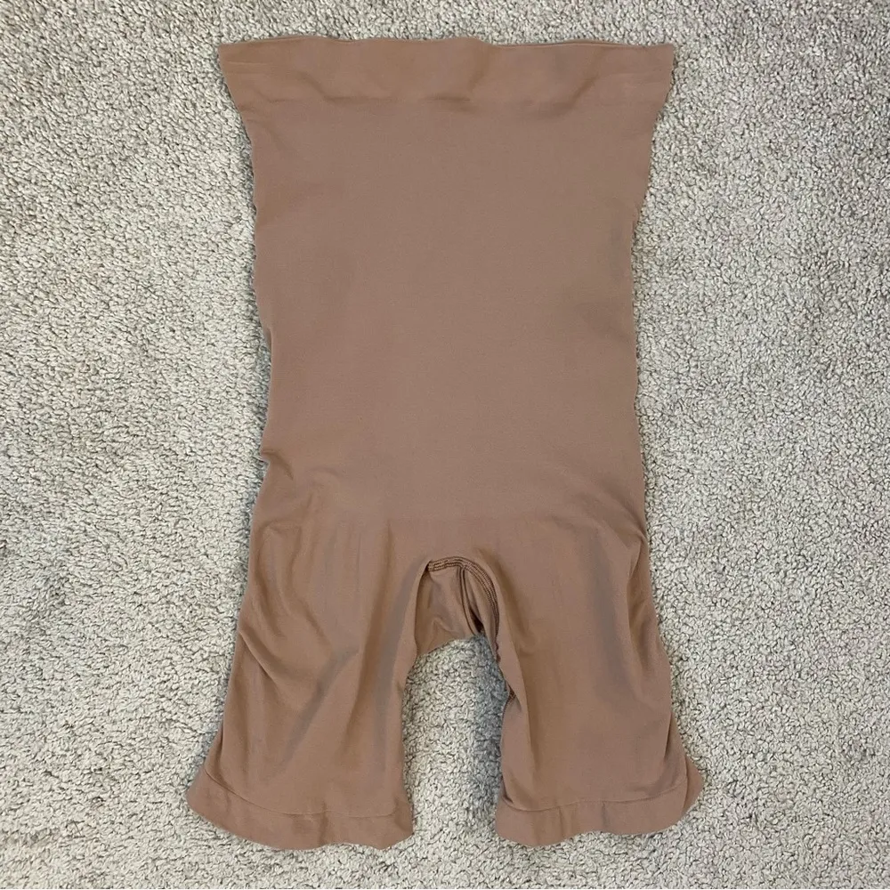 Skims Seamless Sculpt Mid Thigh Short 3XL - Image 3