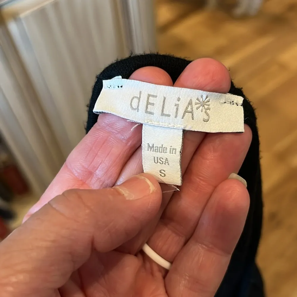 Delias Black Crop Top Heart Hippie Shirt Womens Small - Image 7