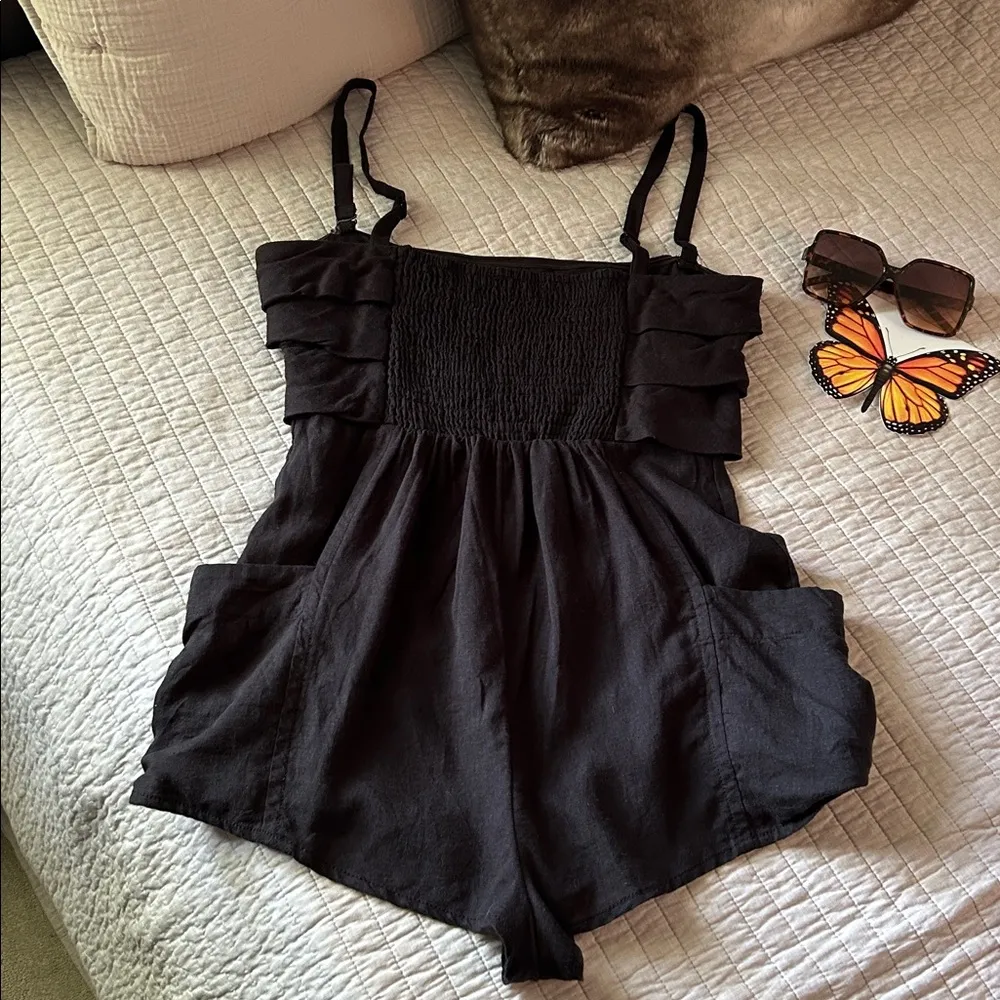 NWT By Anthropologie Strapless Linen Romper black small​ - Image 8