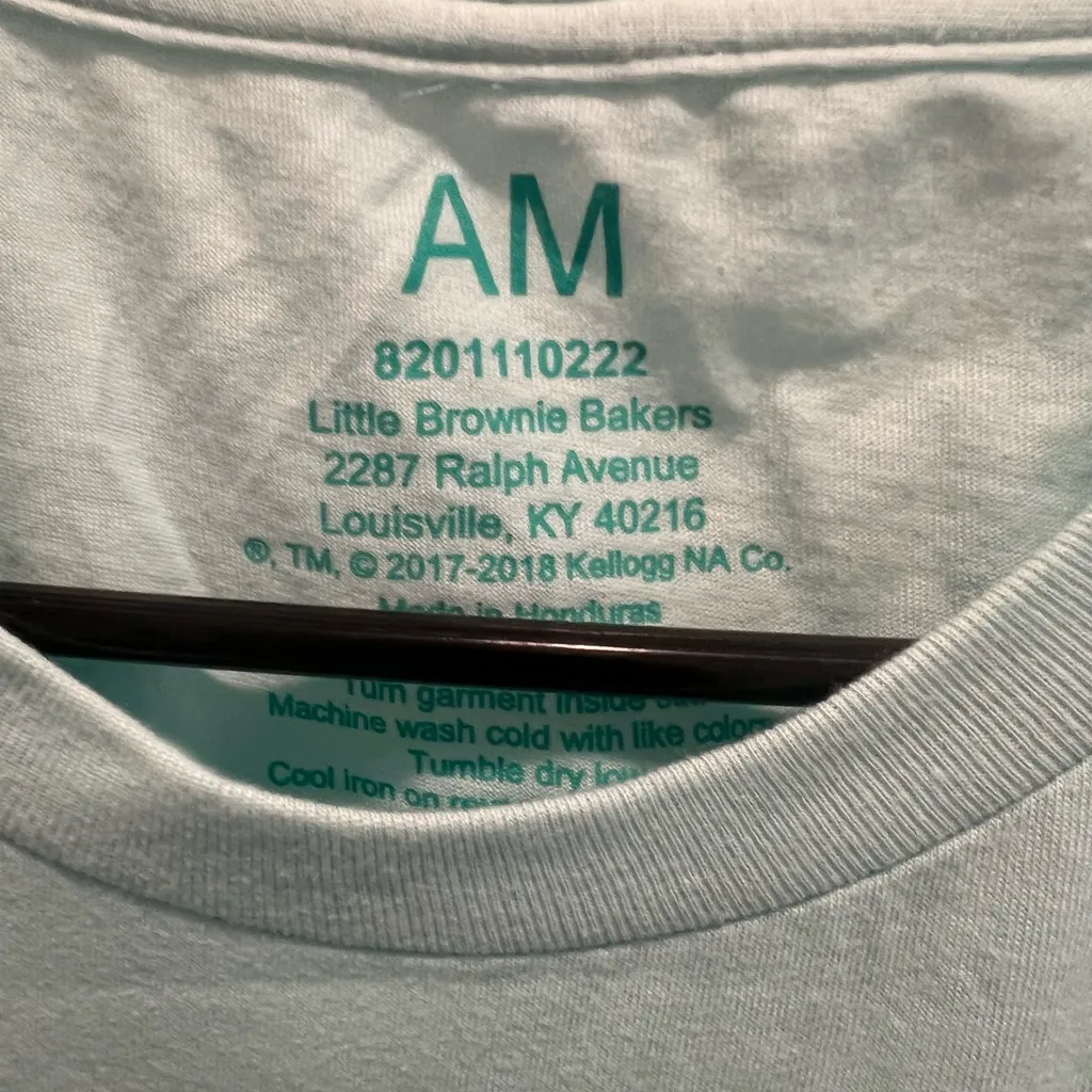 Mint Girl Scout tshirt Size M - Image 2